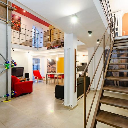Joivy Vibrant Open-Plan Apt For 6 In Historic Centre Daire Cenova Dış mekan fotoğraf