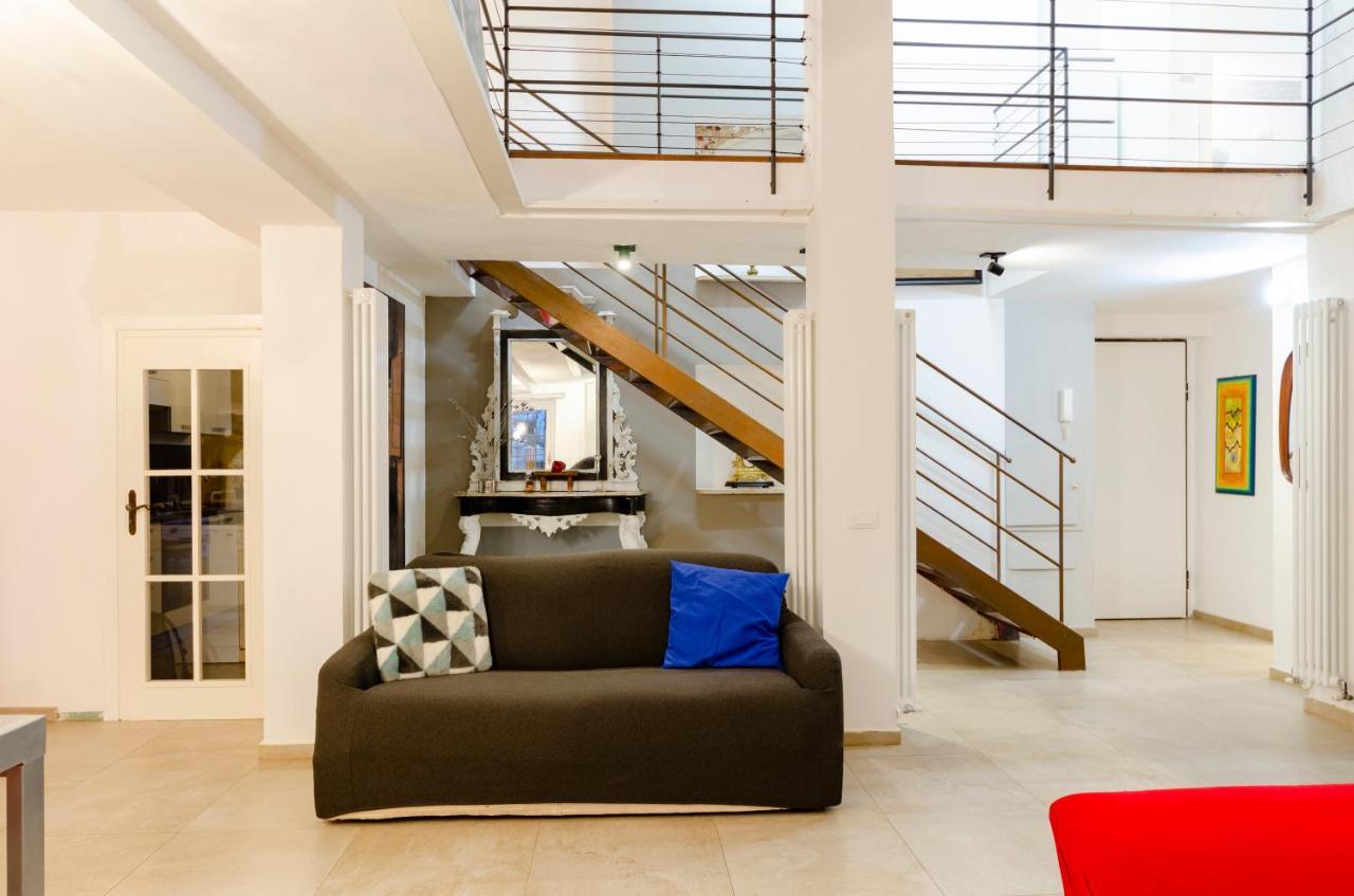 Joivy Vibrant Open-Plan Apt For 6 In Historic Centre Daire Cenova Dış mekan fotoğraf