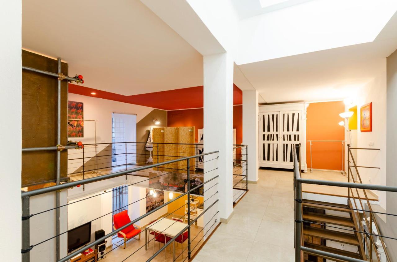 Joivy Vibrant Open-Plan Apt For 6 In Historic Centre Daire Cenova Dış mekan fotoğraf