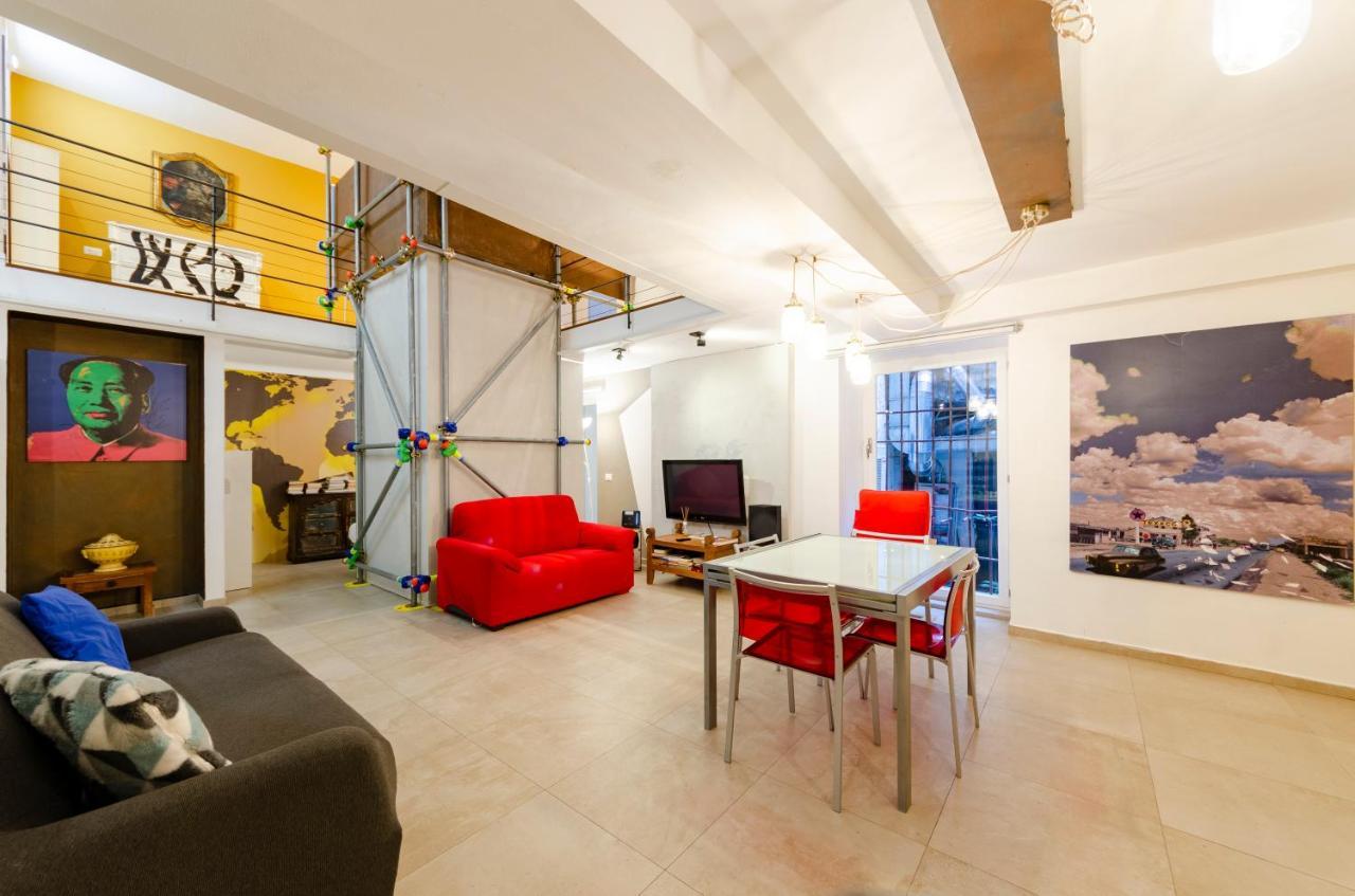 Joivy Vibrant Open-Plan Apt For 6 In Historic Centre Daire Cenova Dış mekan fotoğraf