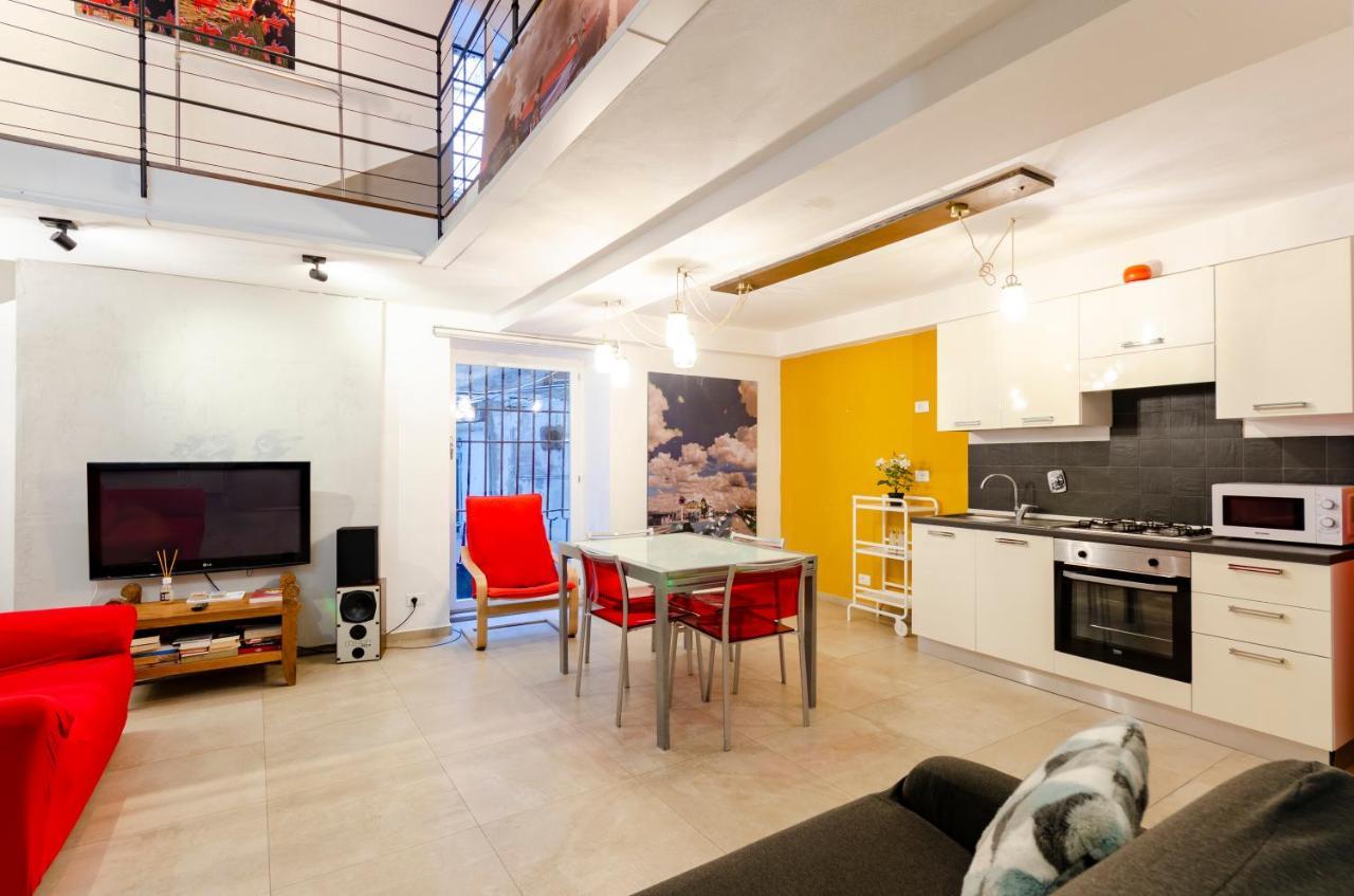 Joivy Vibrant Open-Plan Apt For 6 In Historic Centre Daire Cenova Dış mekan fotoğraf