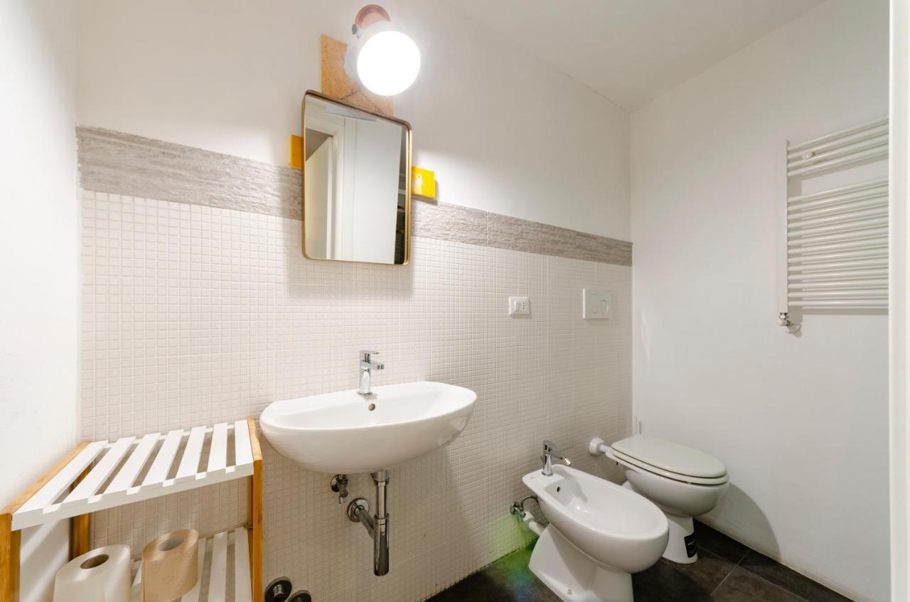Joivy Vibrant Open-Plan Apt For 6 In Historic Centre Daire Cenova Dış mekan fotoğraf
