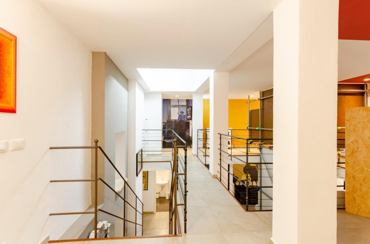 Joivy Vibrant Open-Plan Apt For 6 In Historic Centre Daire Cenova Dış mekan fotoğraf
